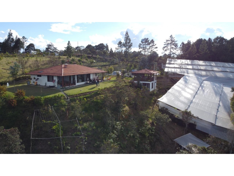 Casa Campestre en Venta en Guarne Sector Parque Arvi. - 1