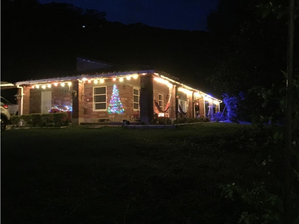 Vencambio Finca con dos casas, vereda de Sopetrán — foto 3