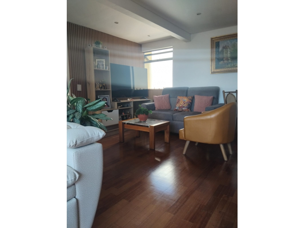Apartamento en venta Ditaires Itagüí 72 m² + piso alto + vista — foto 3