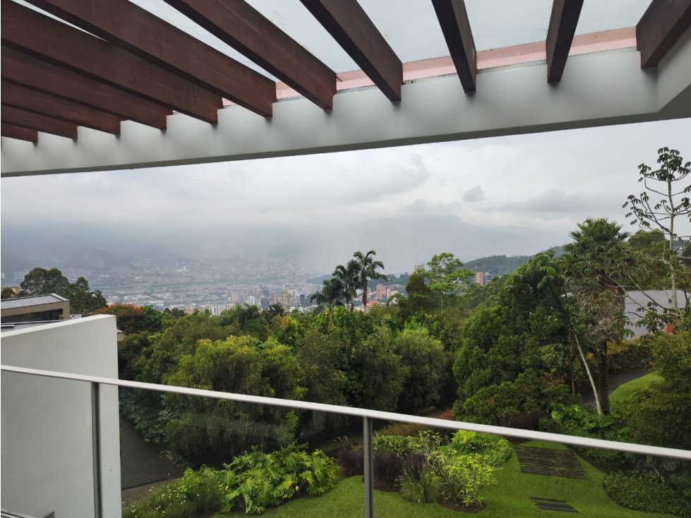 Casa en venta en las Palmas Medellin — foto 2