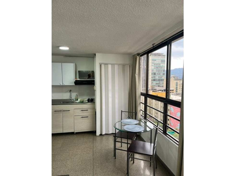 Apartaestudio amoblado para arriendo en El Centro Medellín — foto 3