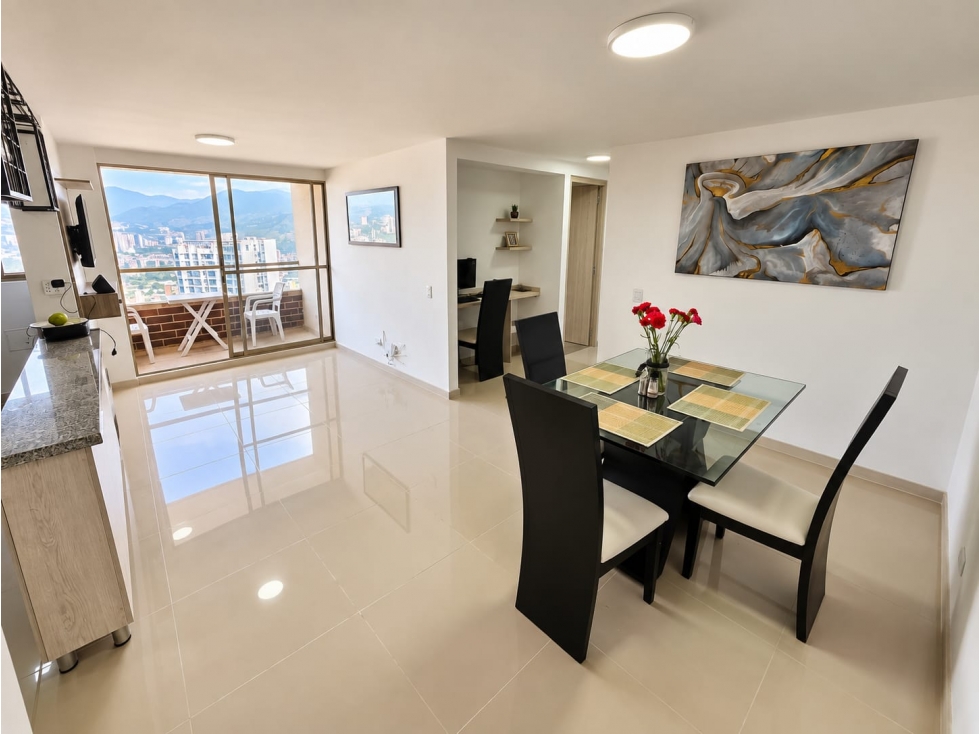 Apartamento en venta Las Lomitas Sabaneta con vista a la ciudad