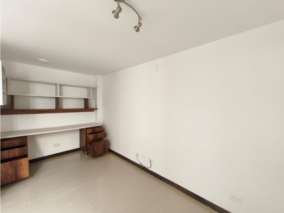 Venta de casa en La Estrella Toledo — foto 5
