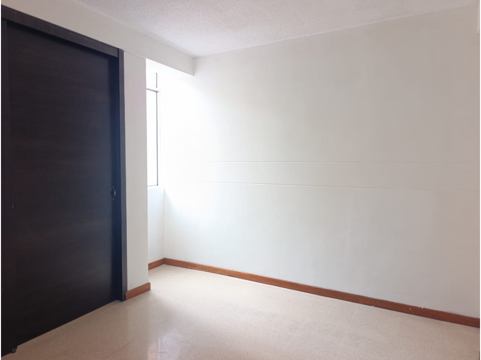 Apartamento en venta Loma de los Bernal parte baja — foto 3