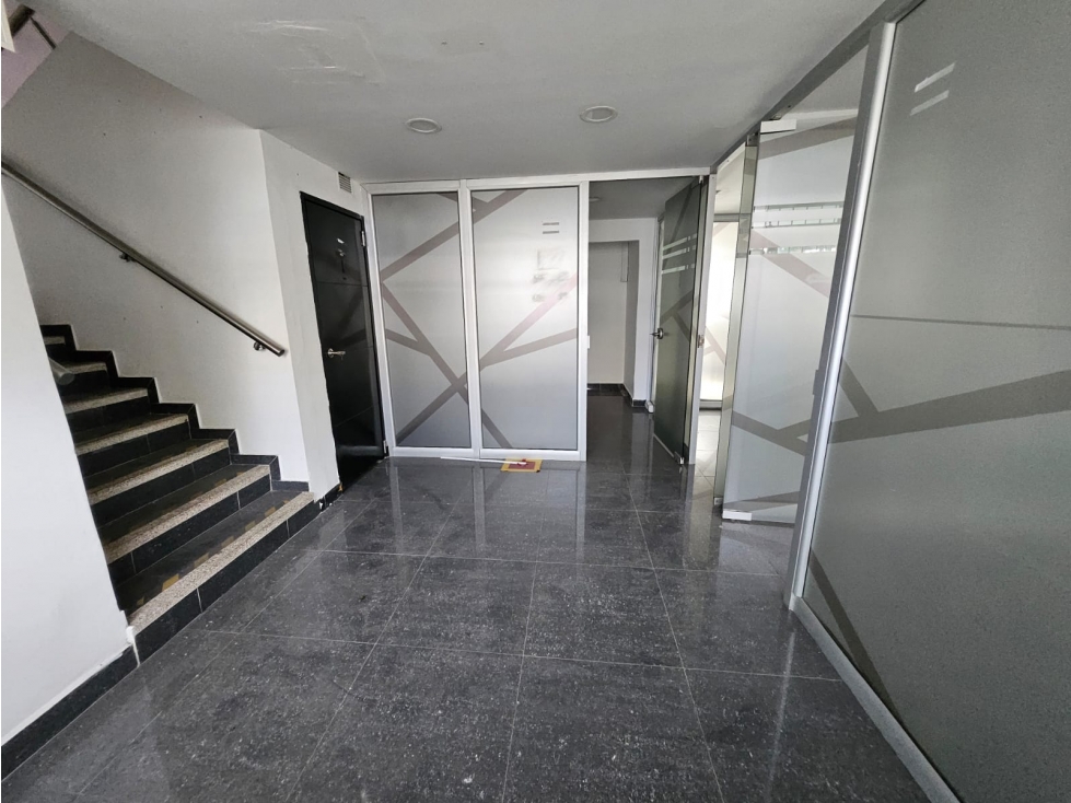 Casa comercial para arriendo en La 80 Floresta — foto 4