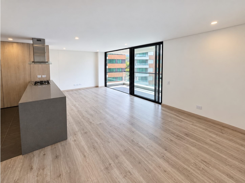Apartamento nuevo en venta Las Palmas Medellín 2 parqueaderos
