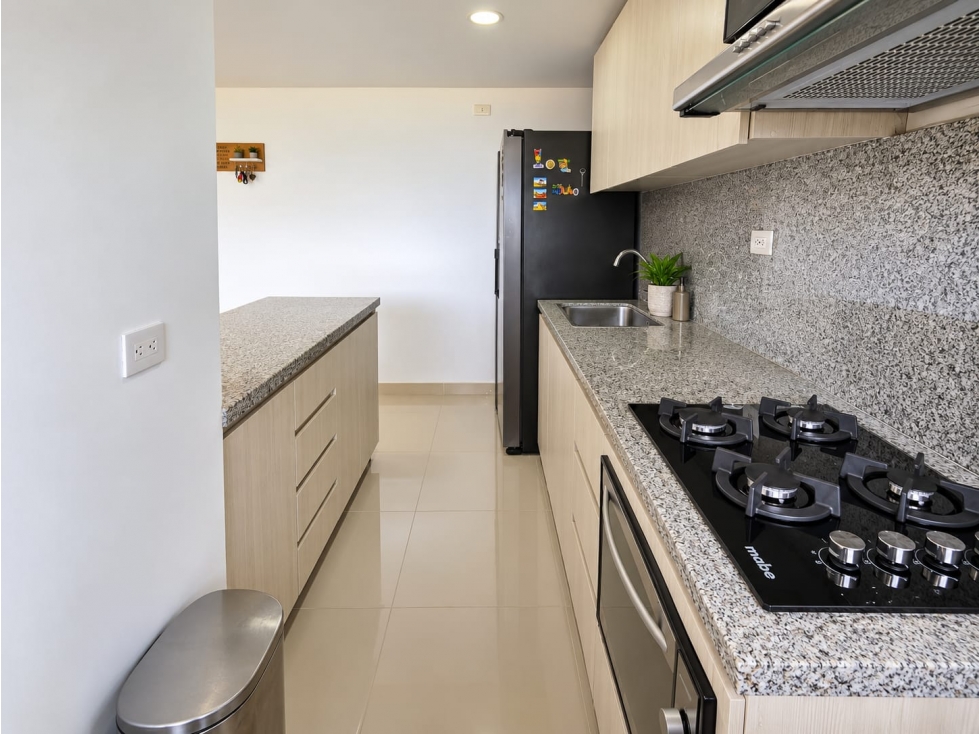Apartamento en venta La Ferrería La Estrella 2H + parqueadero + útil — foto 3