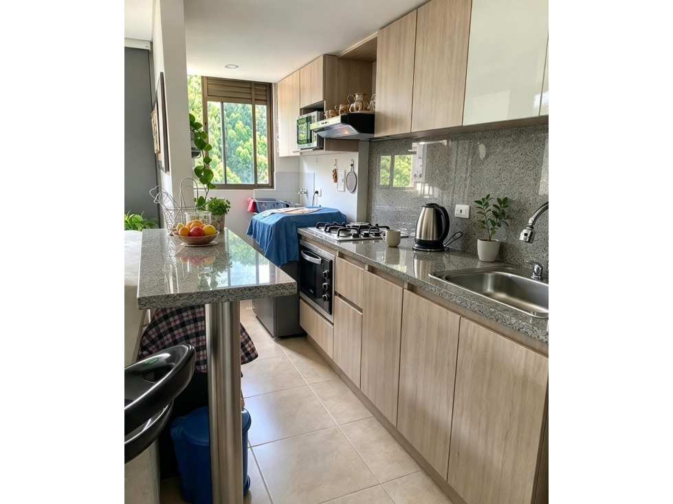 Apartamento para venta en Rodeo Alto Medellin-bien ubicado — foto 2