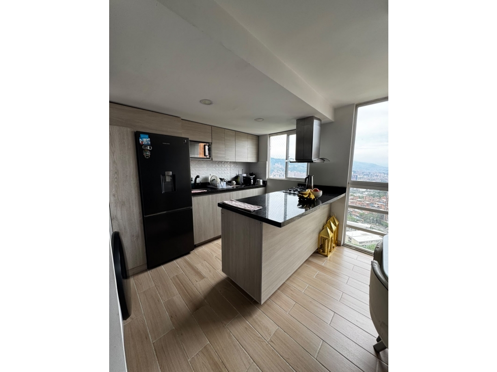 Apartamento en venta María Auxiliadora Sabaneta 3H + vista