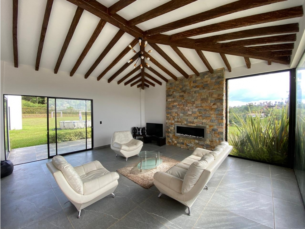 Venta de casa campestre en Marinilla Vereda Las Mercedes — foto 3