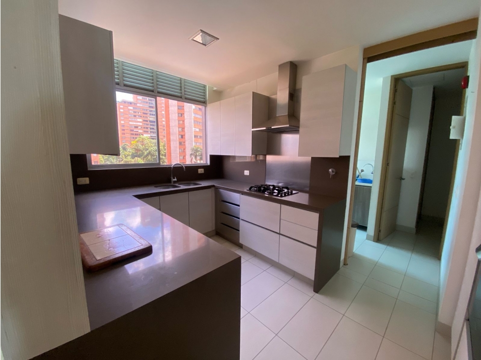 Apartamento en venta en Poblado Milla de Oro Medellin — foto 3