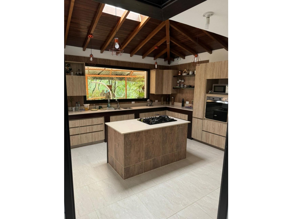 Venta de casa campestre en Caldas - 6