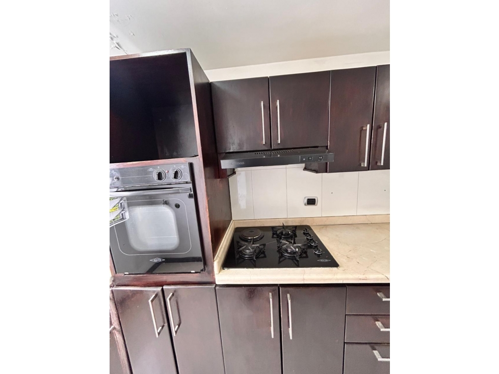 Apartamento en venta en San German - Robledo — foto 2