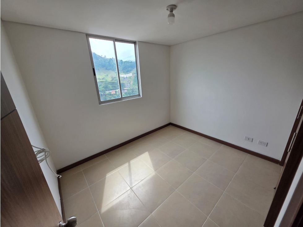 Apartamento en venta La Tablaza La Estrella 3H + parqueadero — foto 5