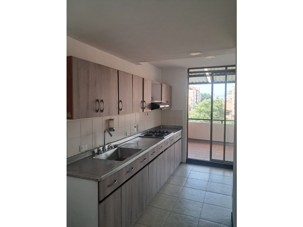 Apartamento para arriendo en Simón Bolivar Laureles — foto 3