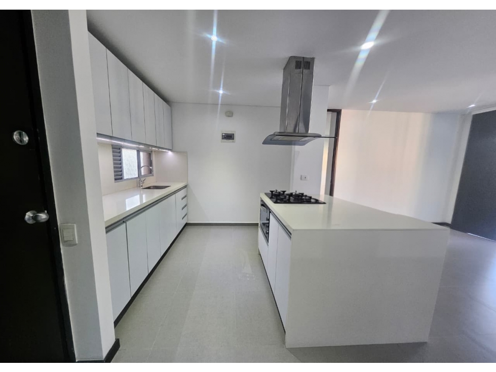Apartamento para arriendo en Lalinde El Poblado — foto 5