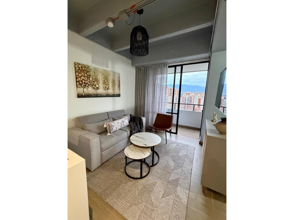 Apartaestudio amoblado para arriendo en Ciudad del Río El Poblado