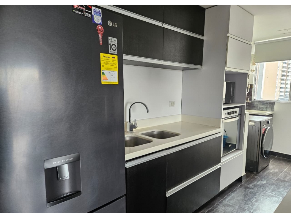Apartamento amoblado en arriendo en La Loma del Esmeraldal Envigado — foto 3