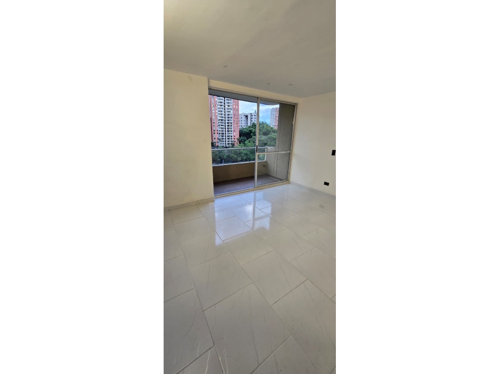 Venta de apartamento en La Loma de Los Bernal — foto 4
