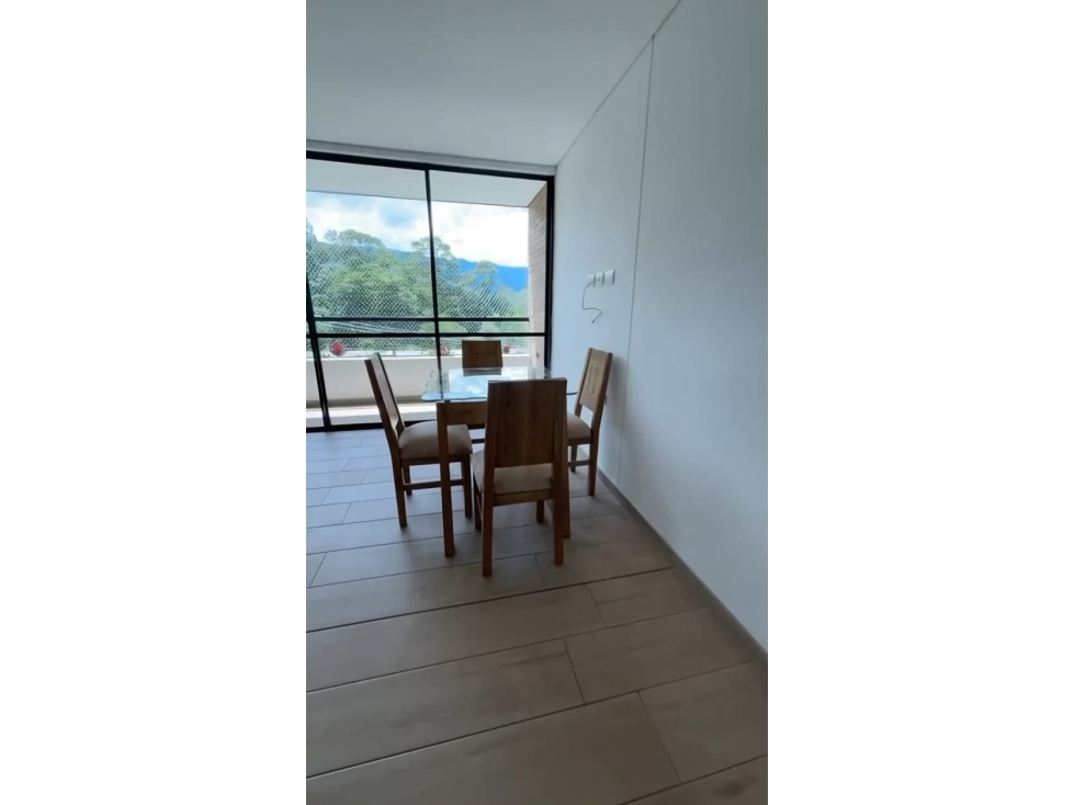 Apartaestudio para arriendo en la Loma del Escobero Envigado — foto 4