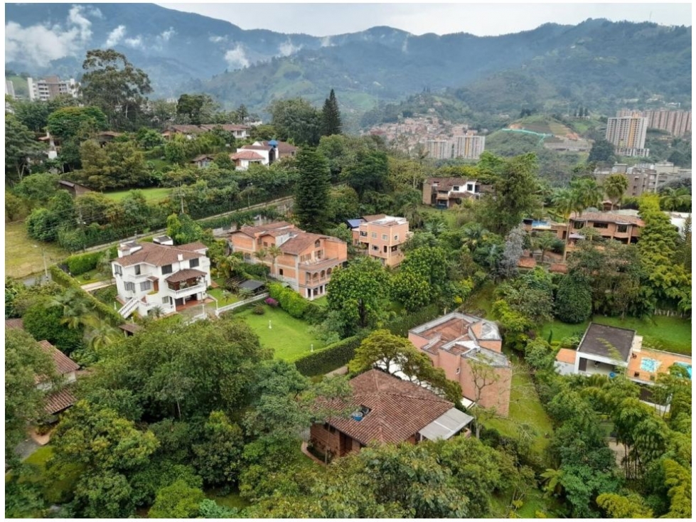 Apartamento en venta en Las Brujas Envigado