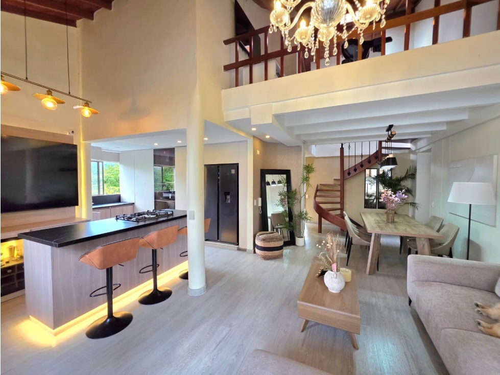 Apartamento dúplex para la venta en El Campestre Poblado Medellin