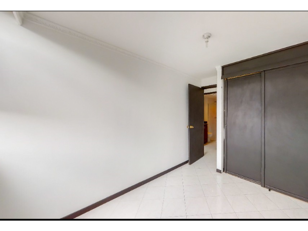 Apartamento en venta Medellin Loma de los Bernal — foto 4