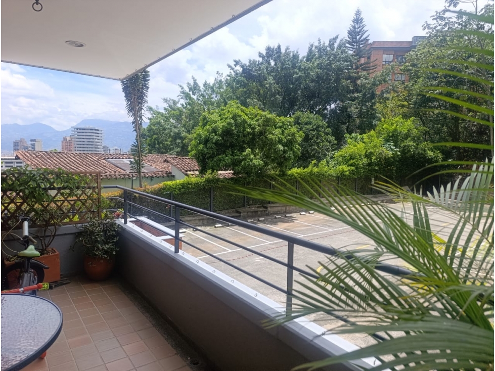 Apartamento en venta poblado Medellín sector el tesoro