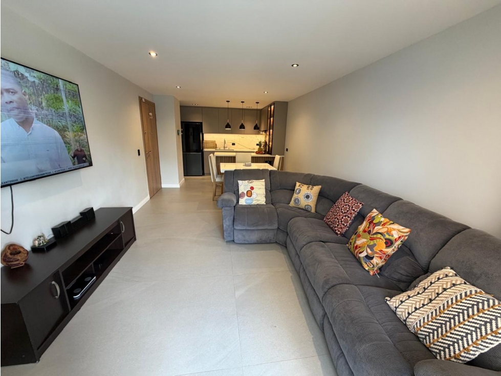 Apartamento en venta en La Floresta - Medellín — foto 2