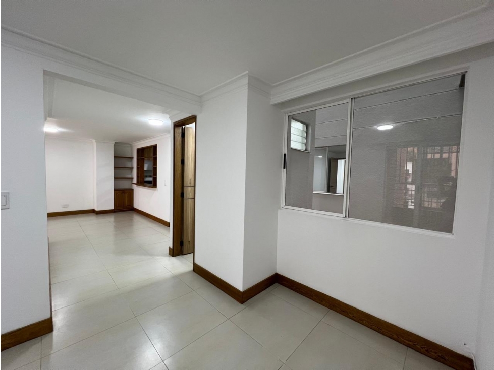 Apartamento en venta Medellín Laureles — foto 4