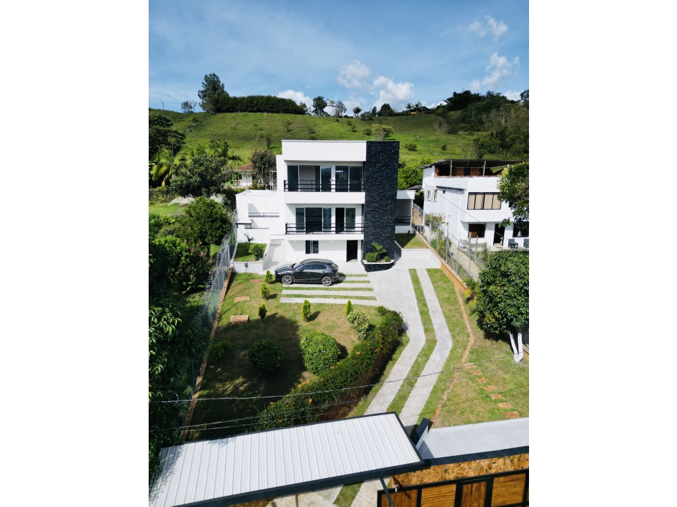Venta de casa campestre en Rionegro Vereda La Mosca
