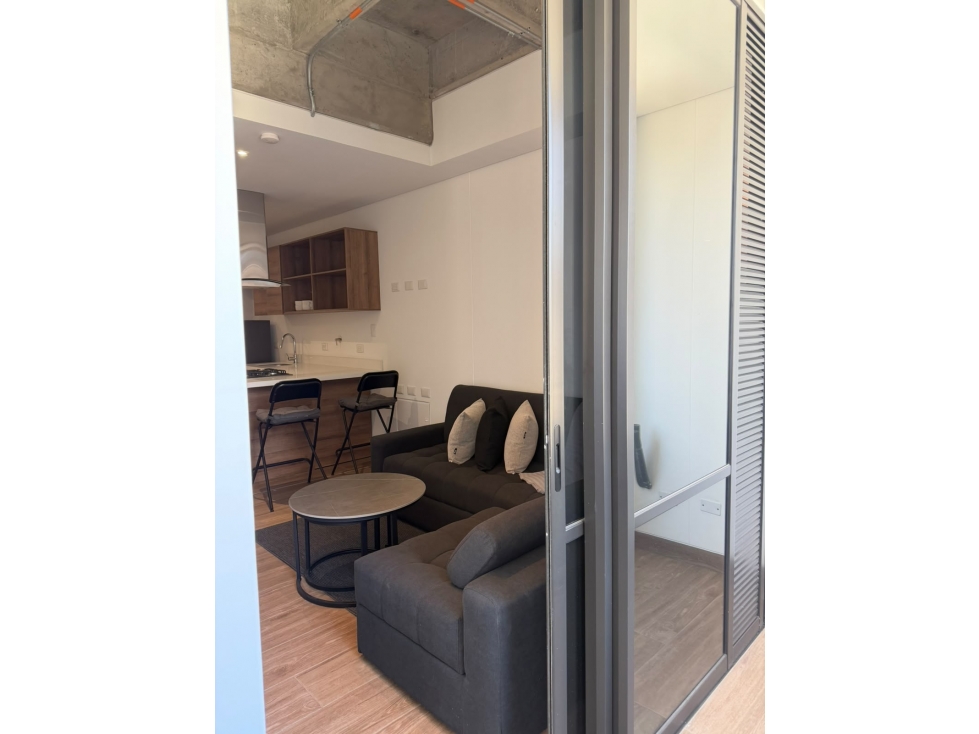 Apartaestudio amoblado para arriendo en Ciudad del Río El Poblado — foto 2