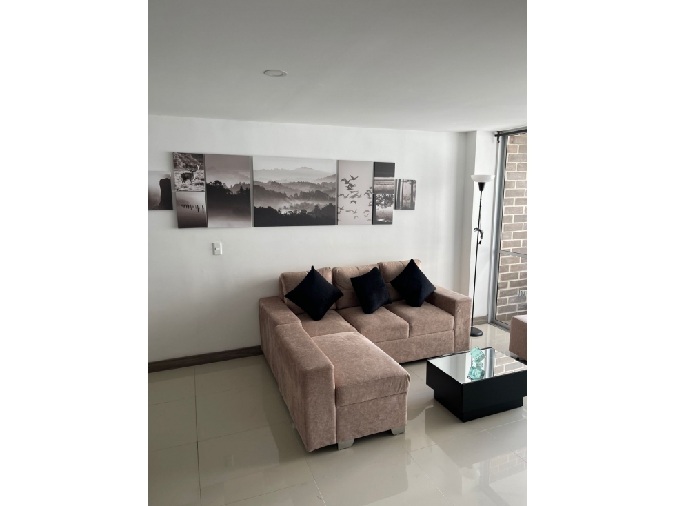 Apartamento amoblado en arriendo Las Lomitas Sabaneta — foto 2