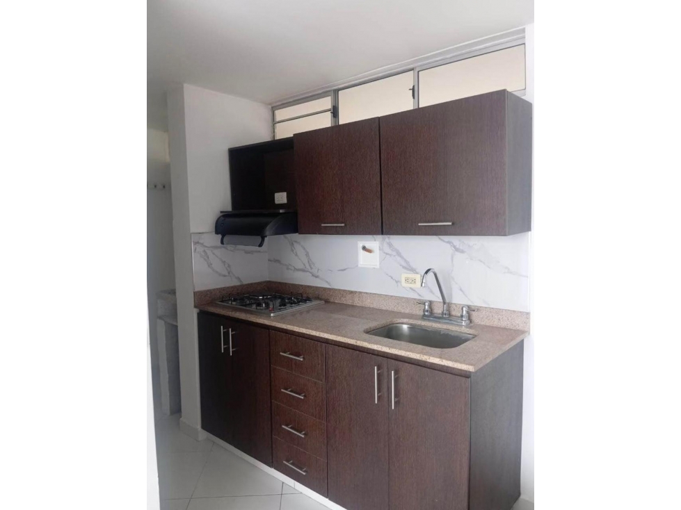 Apartamento para la venta en Loma del Indio - Medellín — foto 4
