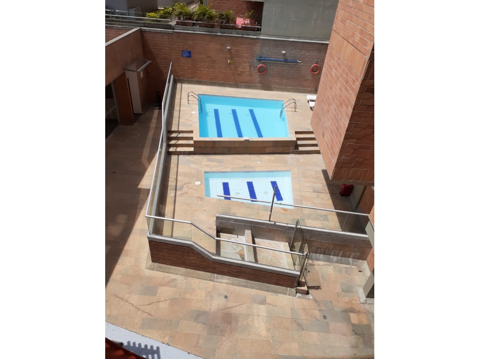 Apartamento en Venta en Los Colores Medellin — foto 2