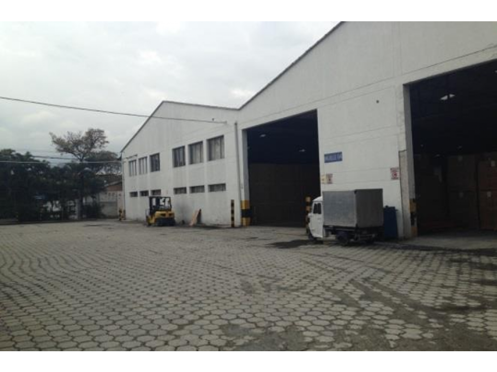 Bodega para venta cerca de fabricas Unidas - 1