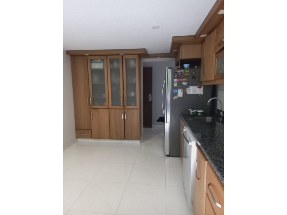 Apartamento en venta en la Almeria - Medellin — foto 2