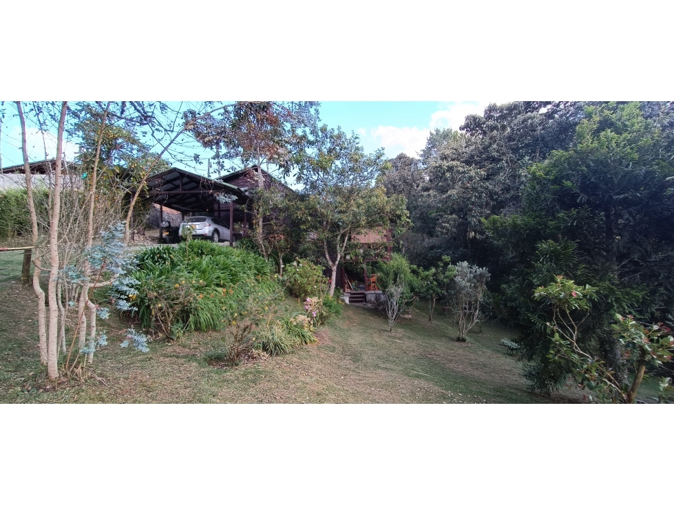 Venta de cabaña en Santa Elena Vereda El Cerro