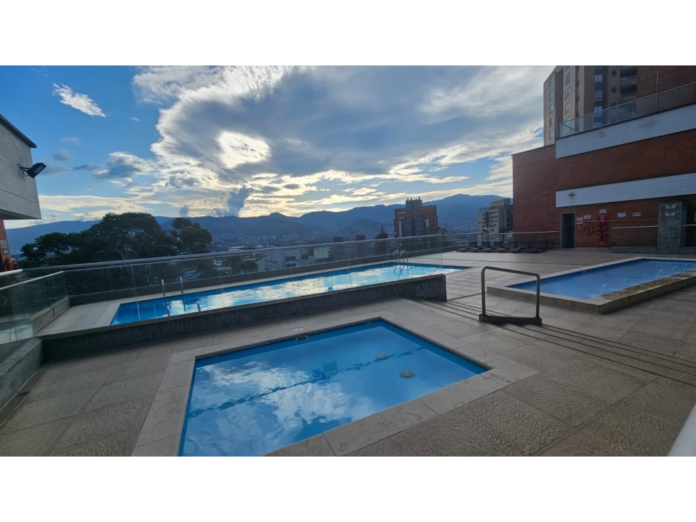 Apartamento en venta en Castropol Medellin