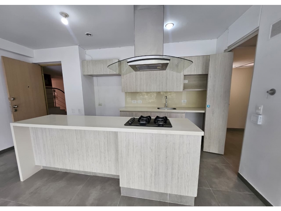 Apartamento en arriendo en Loma de Las Brujas Envigado — foto 3