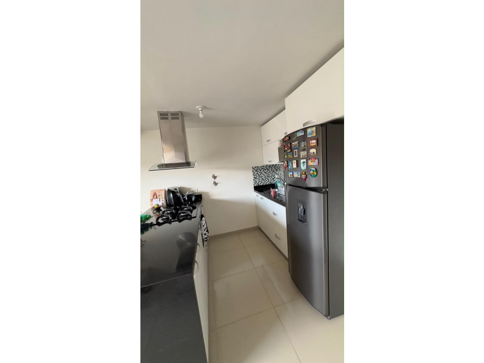 Apartamento en venta Medellín Loma de Los Bernal — foto 3