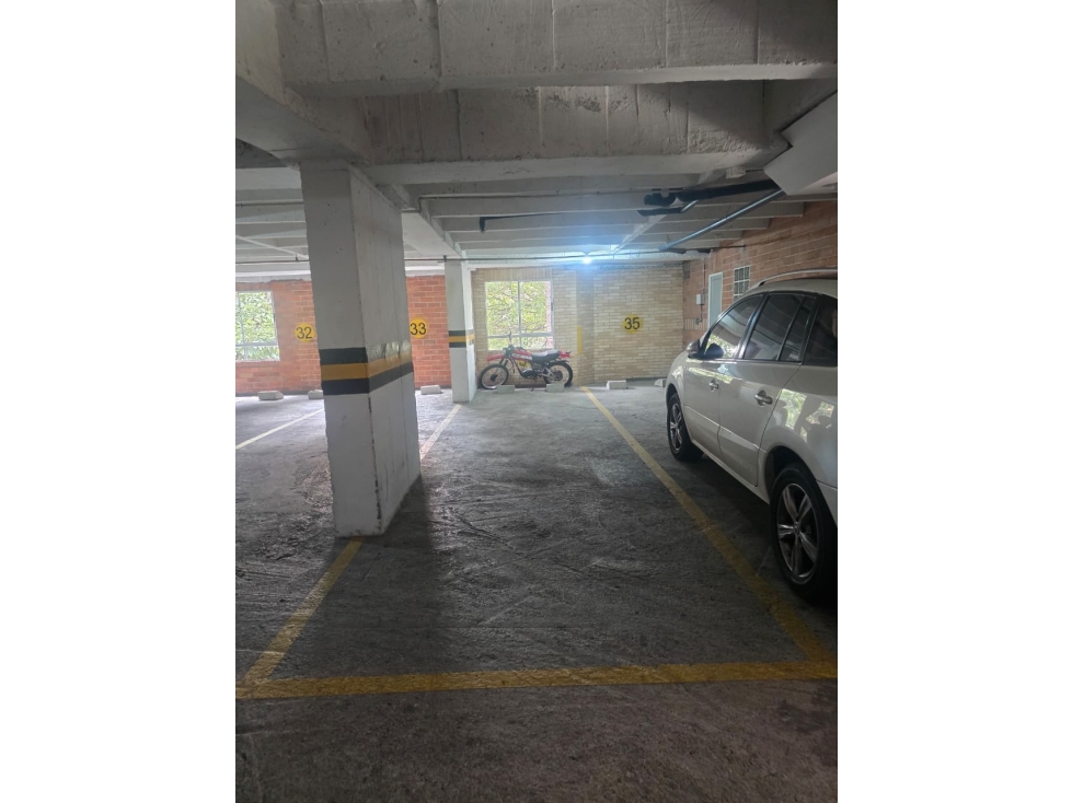 Oficina en venta en Laureles Medellín - 4