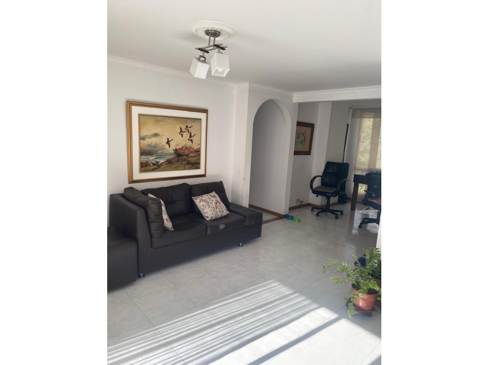Apartamento en venta Loma de los Bernal parte baja — foto 3