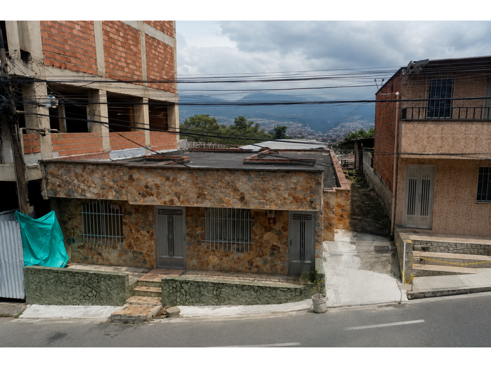 Casa lote Itagüí sector suramericana — foto 2