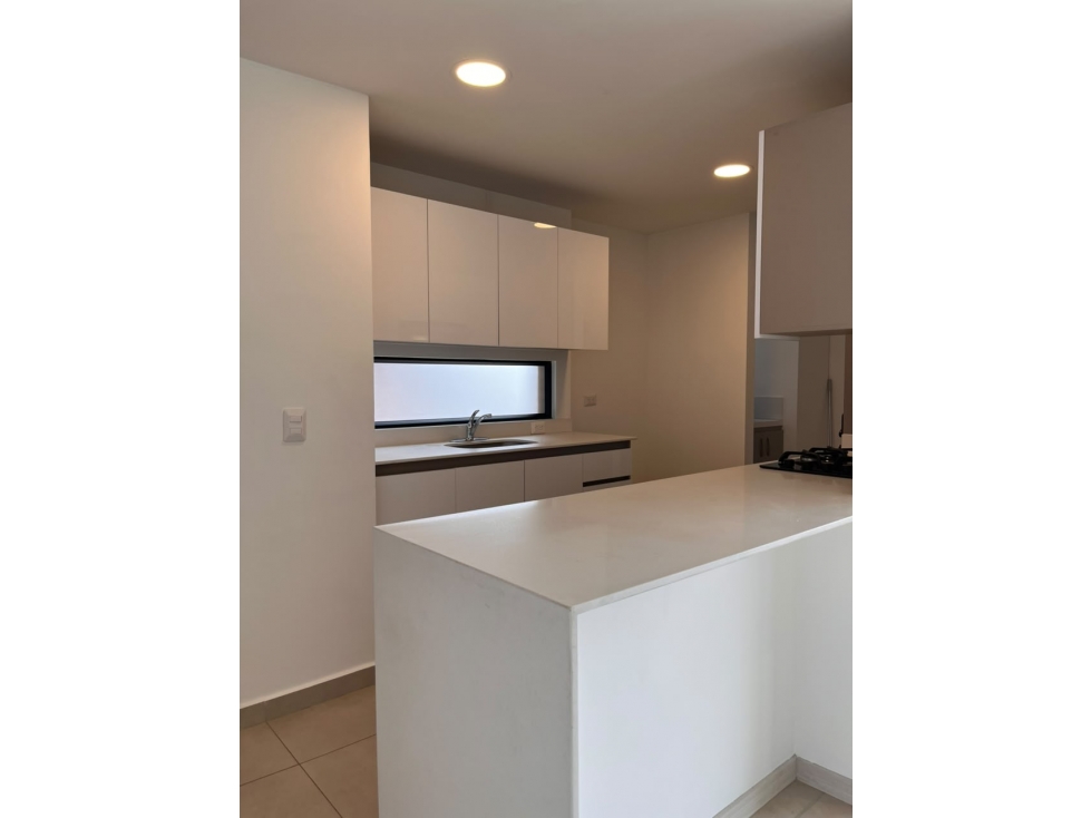 Apartamento en arriendo en Castropol El Poblado Medellín — foto 6