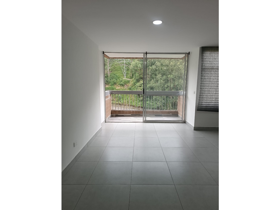Apartamento para venta en Loma del Indio Medellín — foto 3