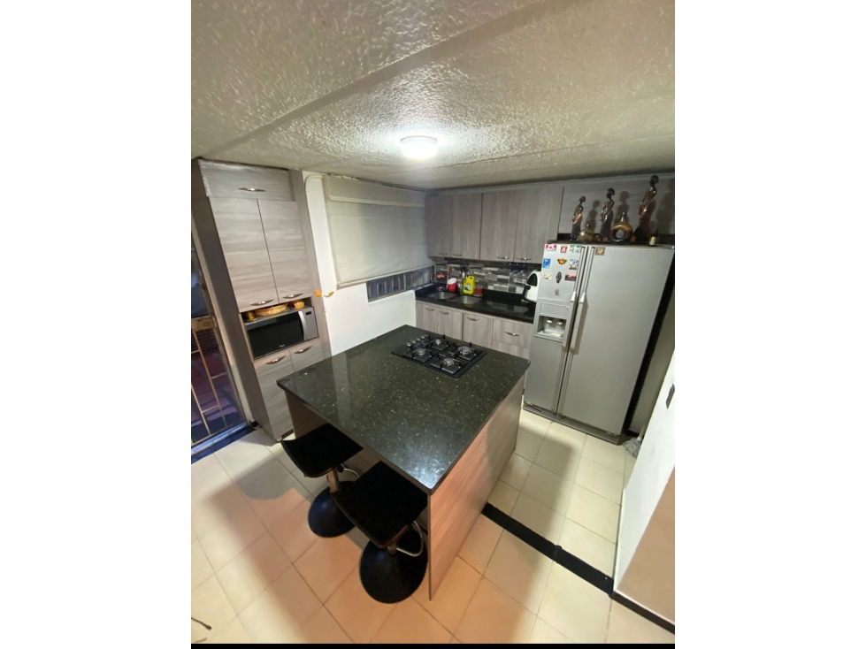 Apartamento en venta en San Javier - Medellin — foto 3