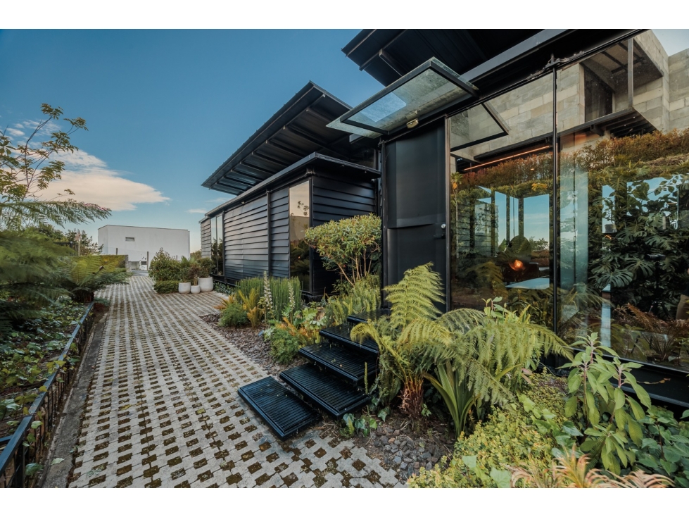 Casa para la venta en Envigado Altos del Escobero