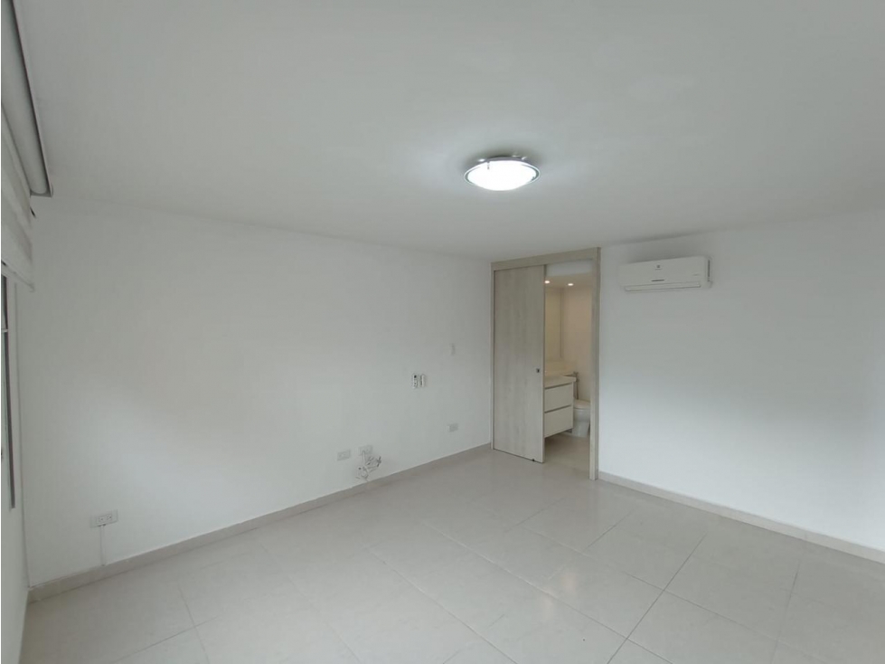 Venta de apartamento en La Loma de Los Bernal — foto 6