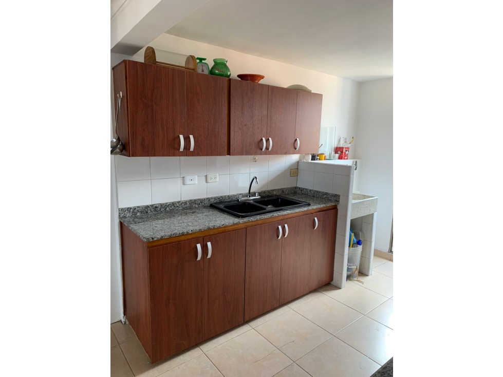 Apartamento en venta Medellin Loma de los Bernal — foto 4